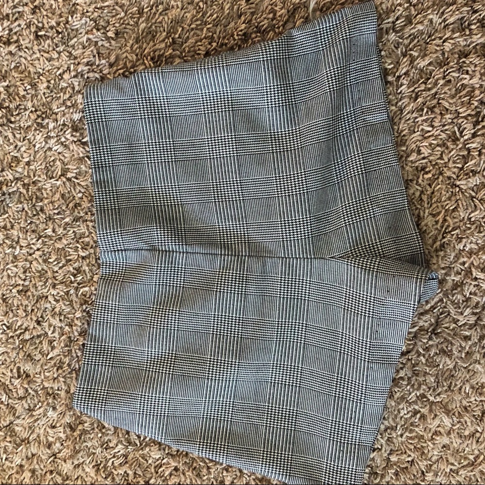 plaid shorts